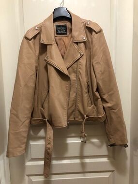 Levi’s women XXL red tab faux leather moto jacket light tan